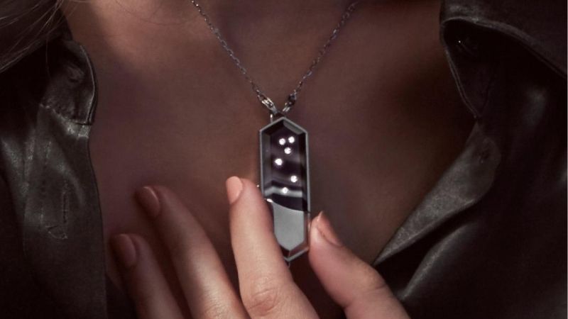 11 Long Distance Friendship Necklaces Your Bestie Will Absolutely Love