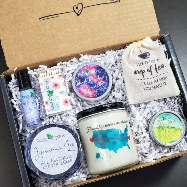 Friendship Knows No Distance Spa Box by Peace Organics