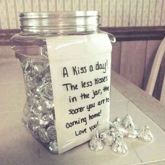 diy countdown kisses jar for long distance couples